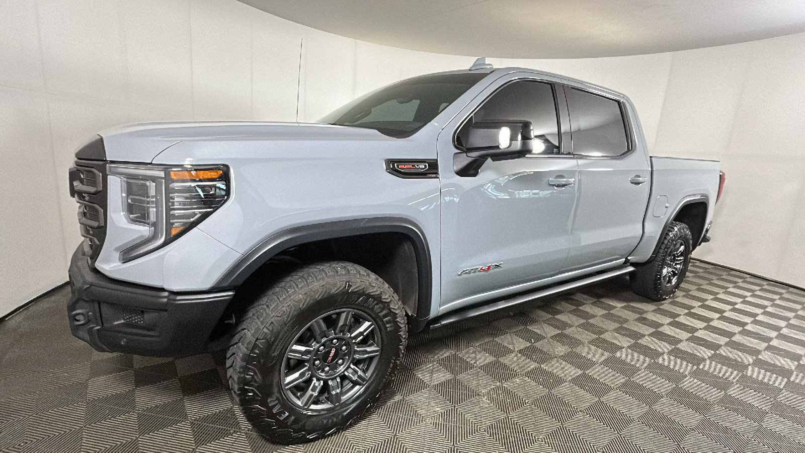 Used 2025 GMC Sierra 1500 AT4X AWD/4WD image 8