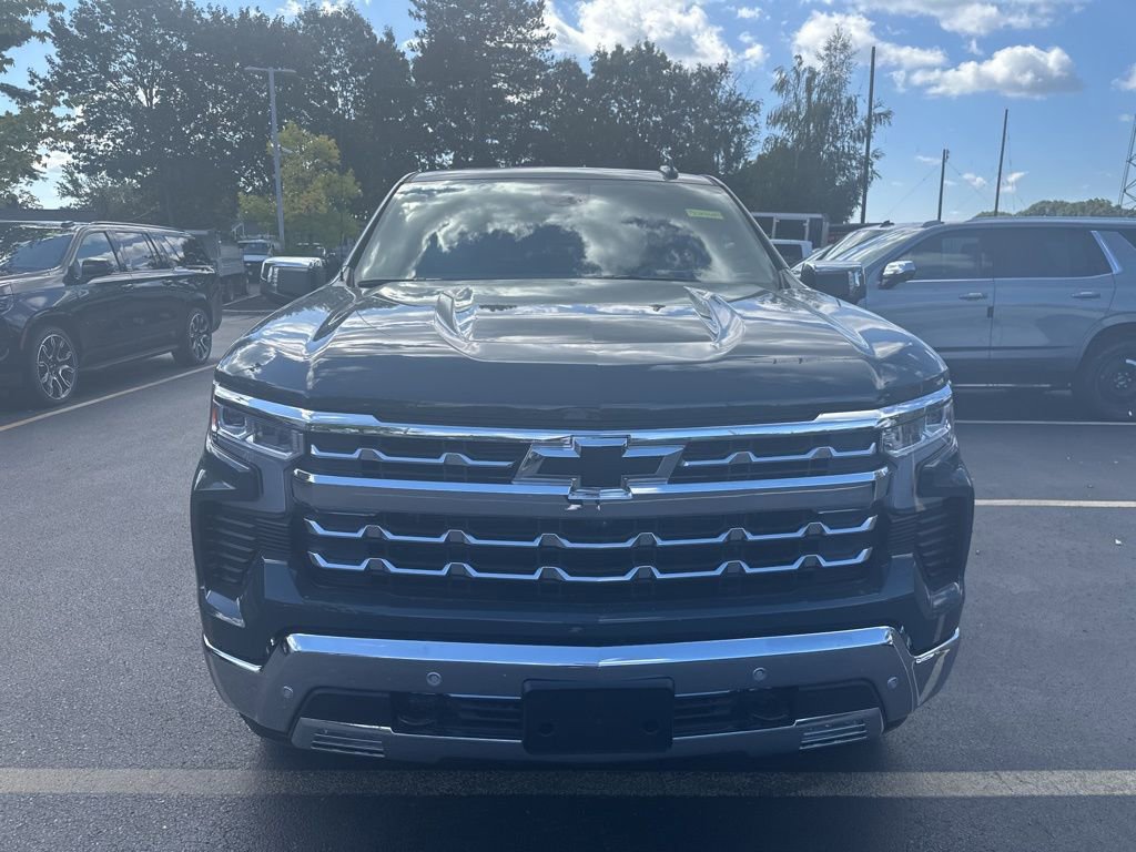 New 2026 Chevrolet Silverado 1500 LTZ w/ LTZ Premium Package image 2