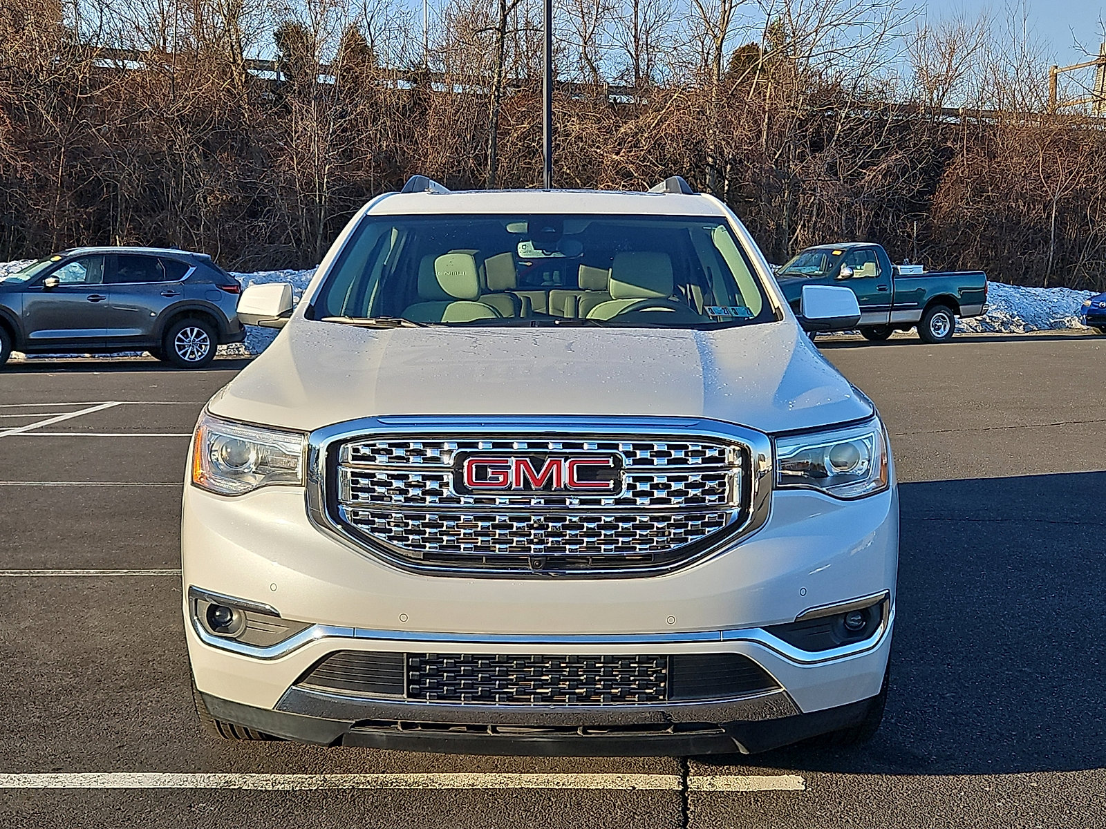 Used 2017 GMC Acadia Denali w/ Technology Package image 2