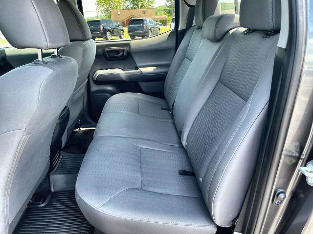 Used 2019 Toyota Tacoma SR5 AWD/4WD image 21