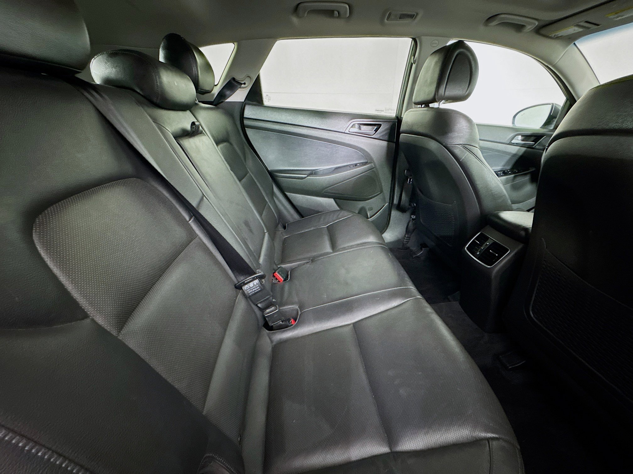 Used 2016 Hyundai Tucson Limited w/ Option Group 03 image 26