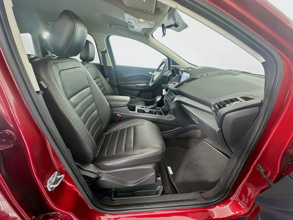 Used 2018 Ford Escape SEL image 27