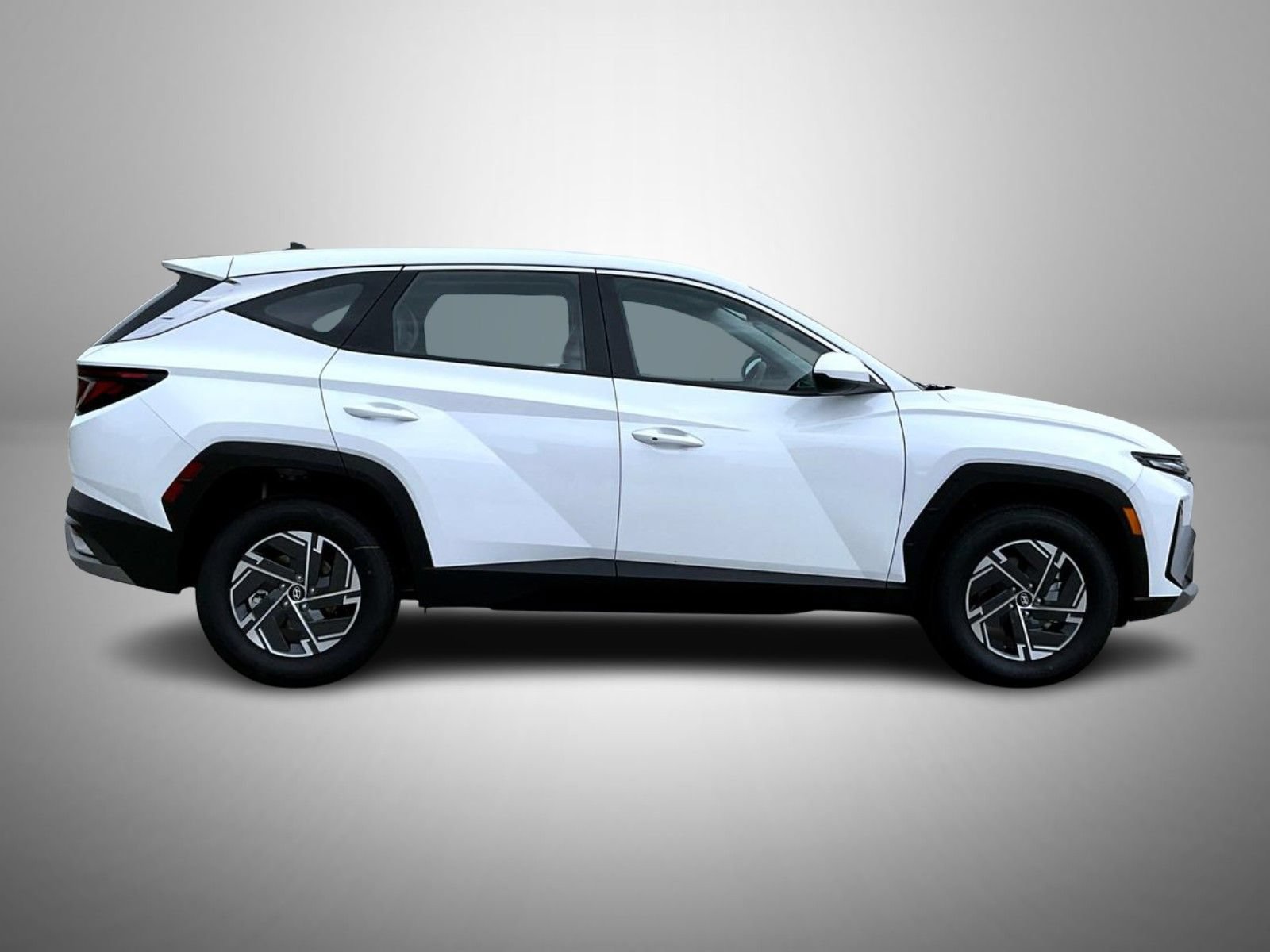 New 2026 Hyundai Tucson Blue SE AWD/4WD image 4