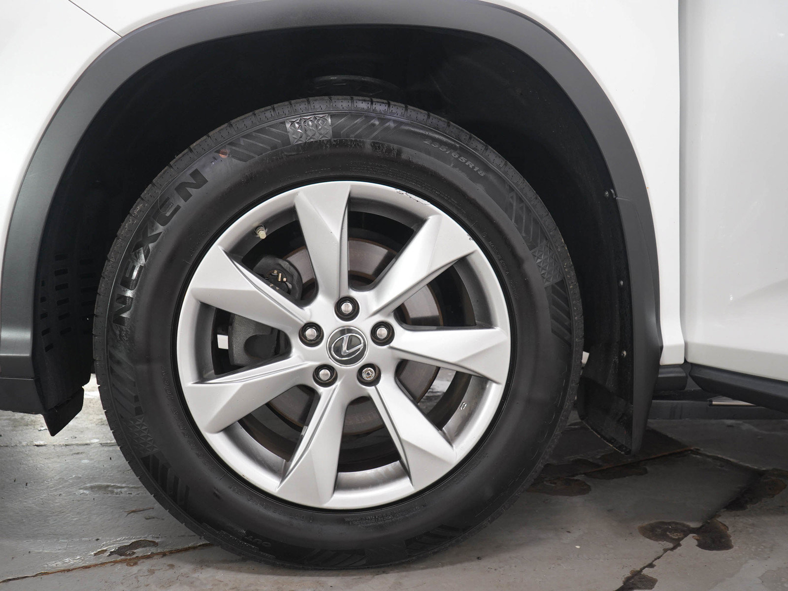 Used 2018 Lexus RX 350 AWD w/ Accessory Package image 31
