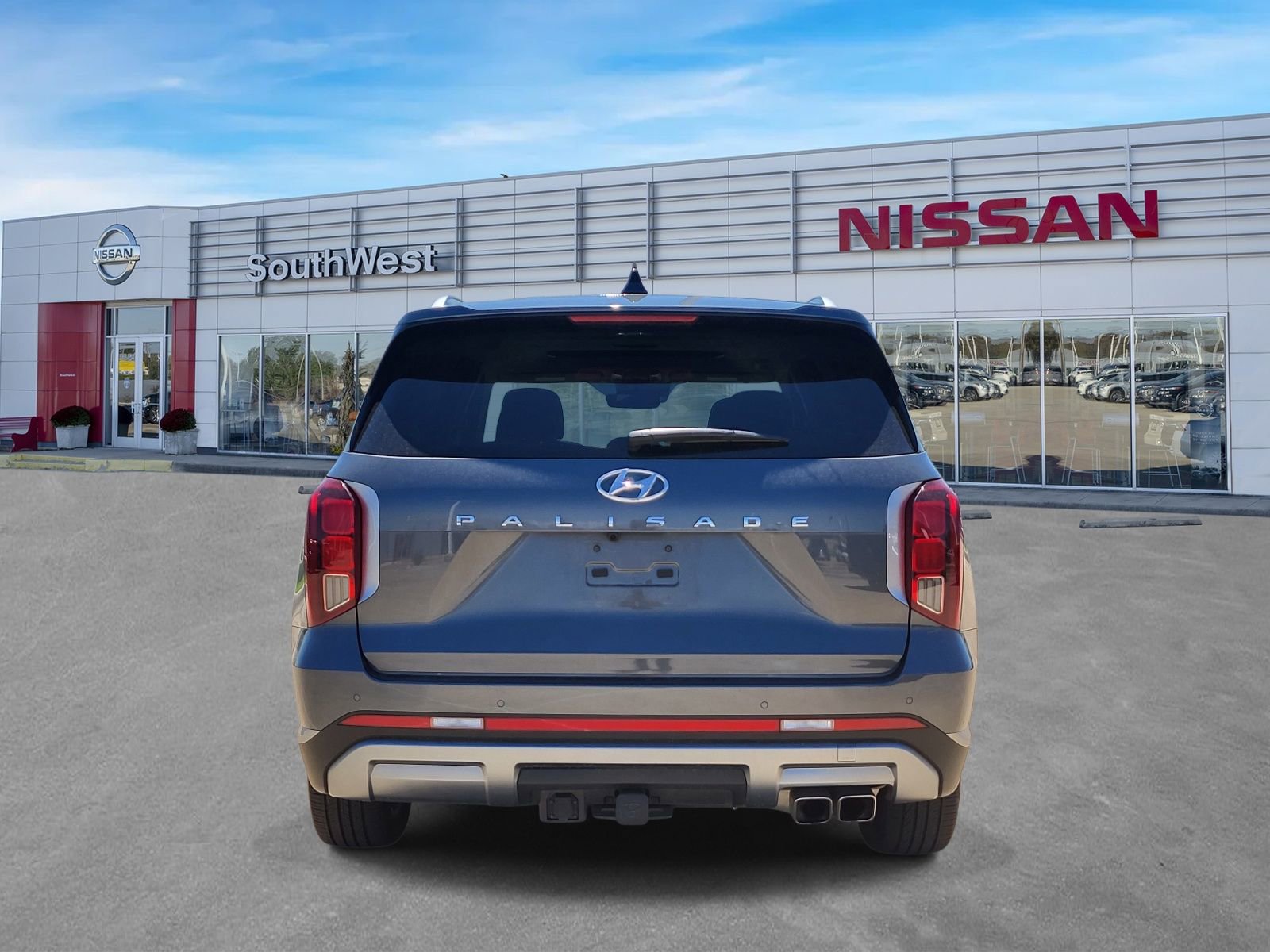 Used 2025 Hyundai Palisade SEL FWD image 6