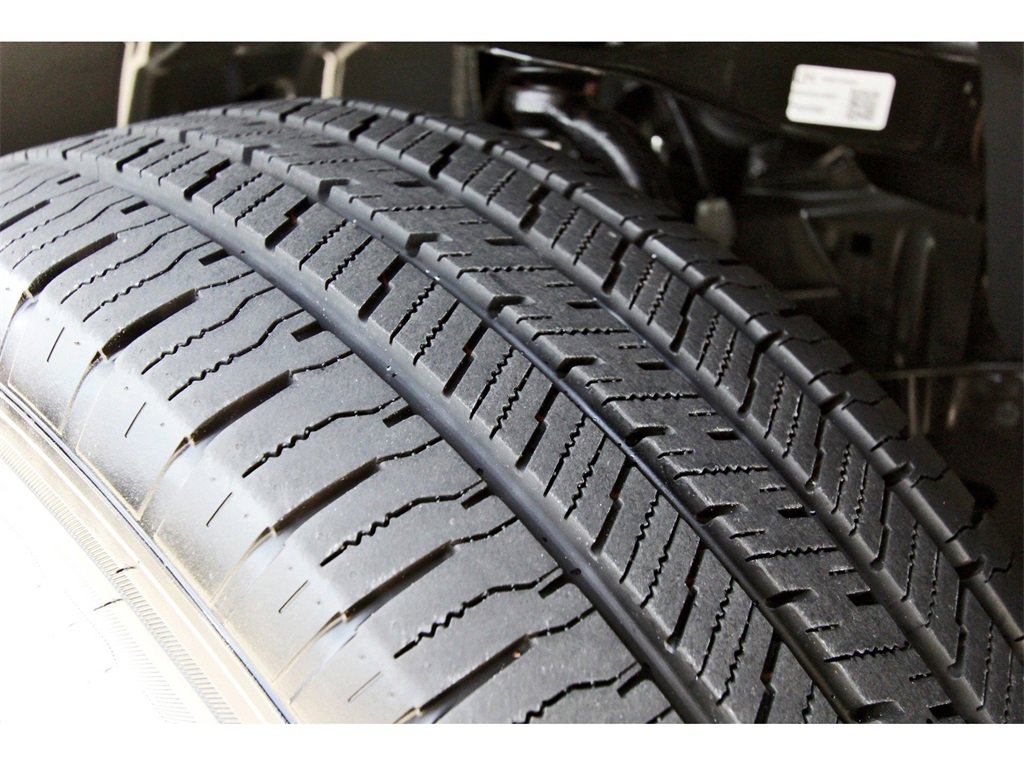 Certified 2024 Nissan Frontier SV w/ Technology Package image 30