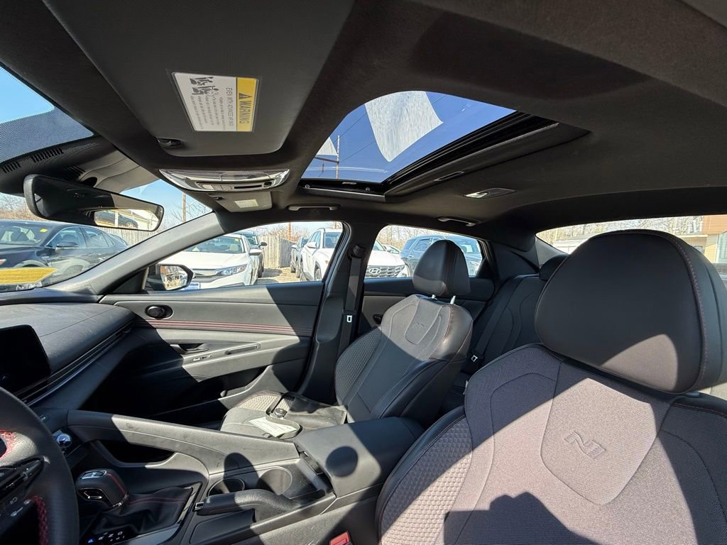 Used 2025 Hyundai Elantra N Line image 8