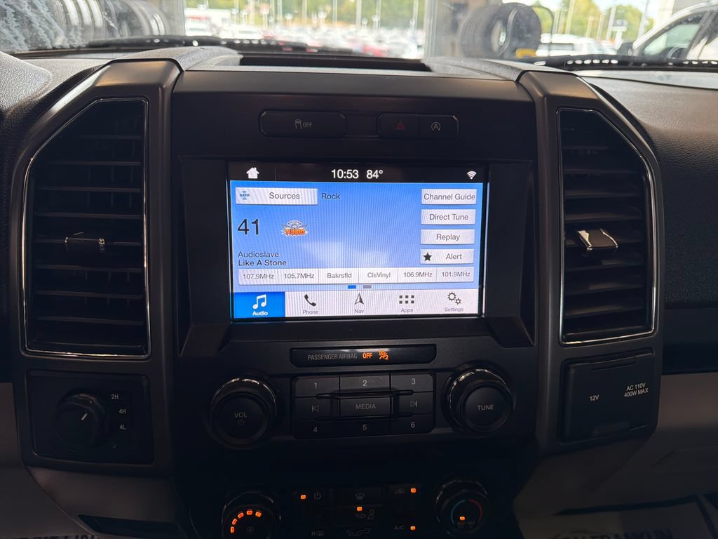 Used 2019 Ford F150 XLT w/ Equipment Group 302A Luxury AWD/4WD image 21