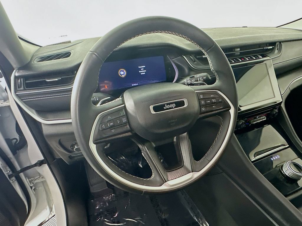 Certified 2023 Jeep Grand Cherokee Laredo image 18