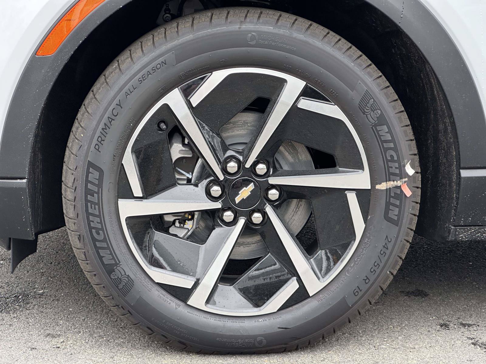 New 2026 Chevrolet Equinox EV LT AWD/4WD image 7
