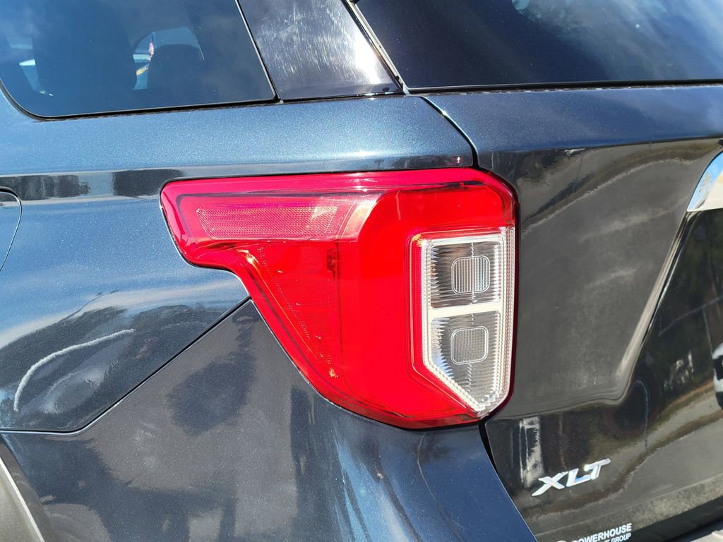Certified 2022 Ford Explorer XLT image 12