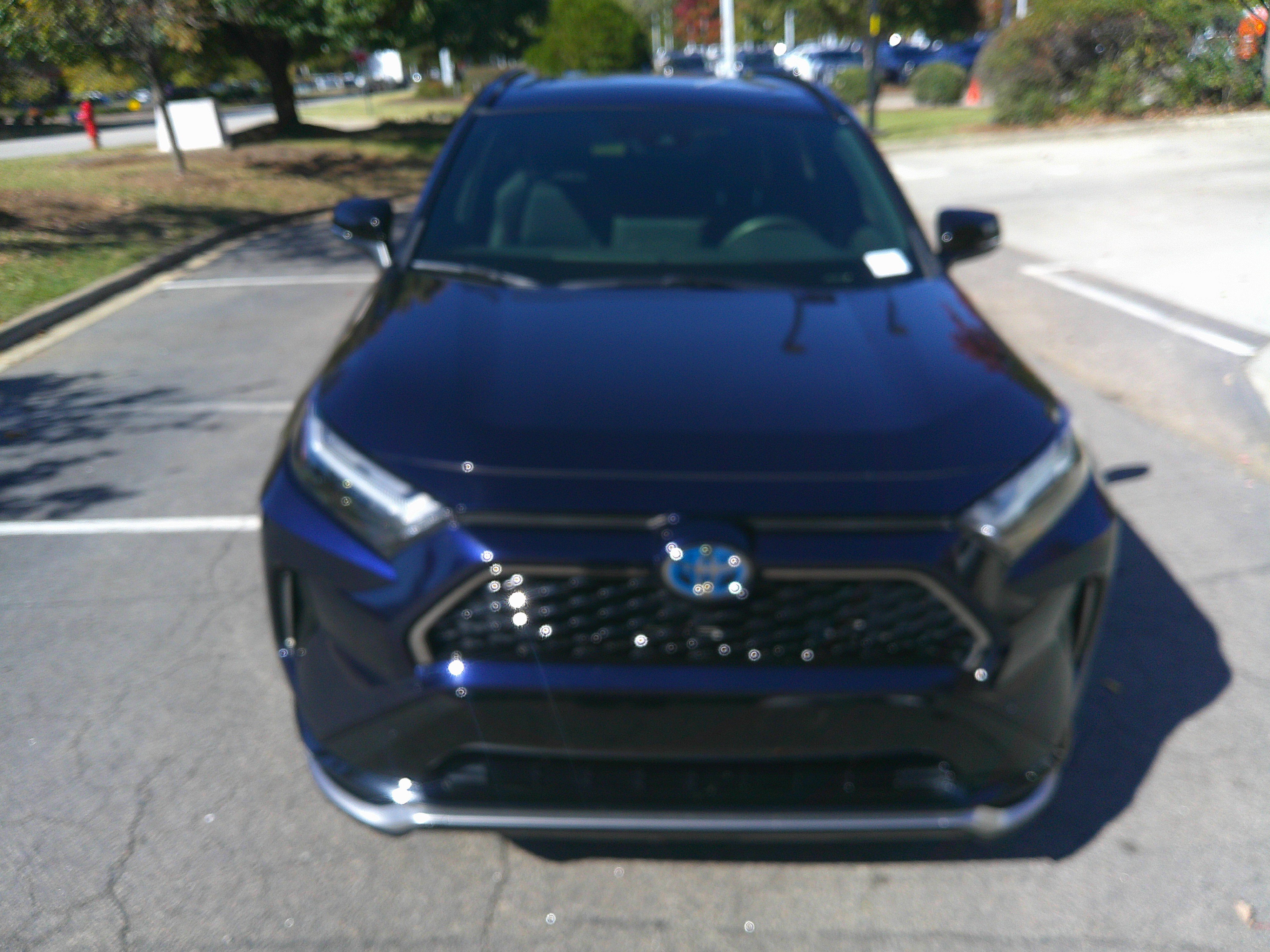 Used 2022 Toyota RAV4 XSE image 3