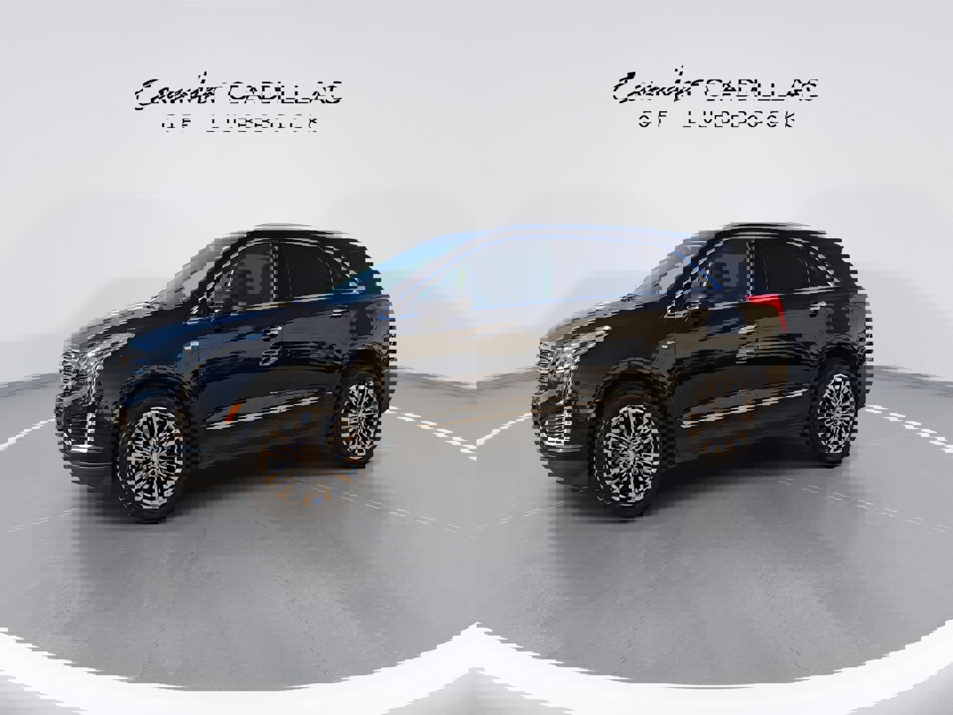 Used 2017 Cadillac XT5 Premium Luxury image 5