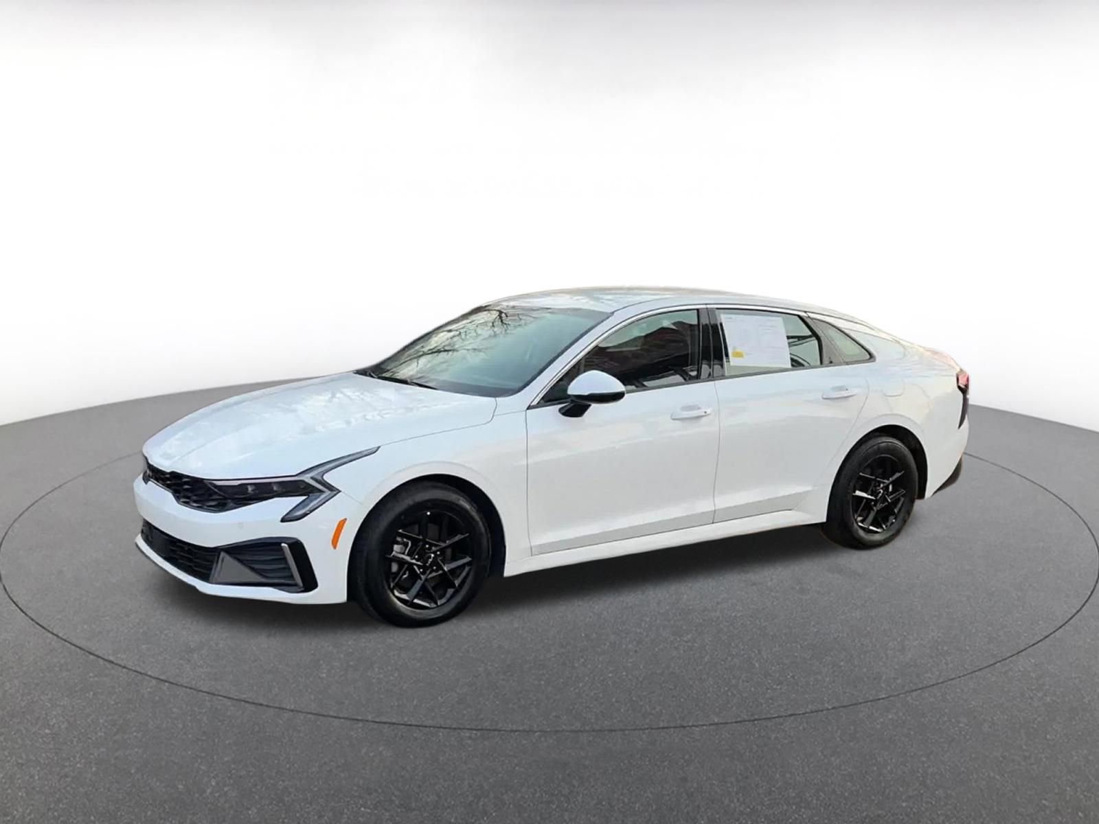 Used 2025 Kia K5 LXS image 8