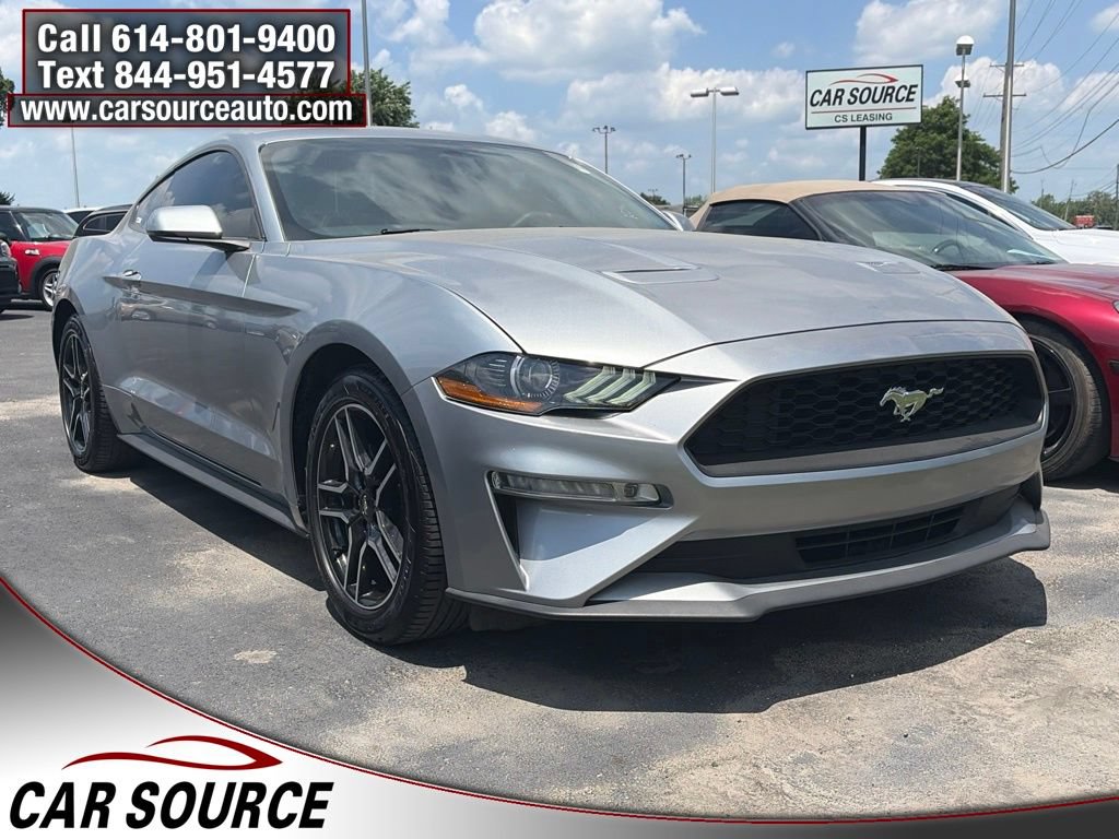 Used 2020 Ford Mustang Premium RWD image 3