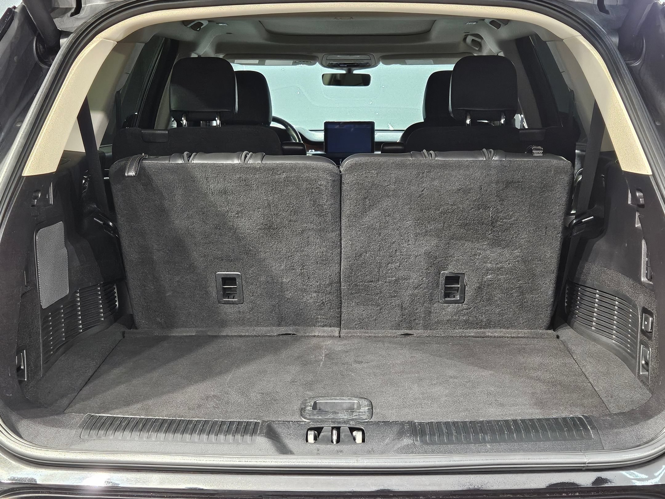 Used 2022 Lincoln Aviator Grand Touring w/ Elements Package Plus AWD/4WD image 18