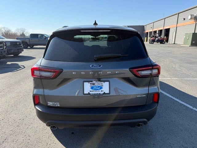 Used 2025 Ford Escape ST-Line image 8