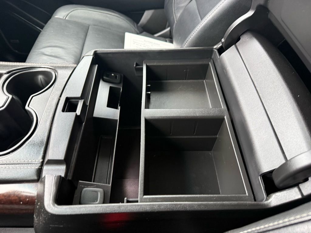 Used 2018 GMC Yukon SLT image 18