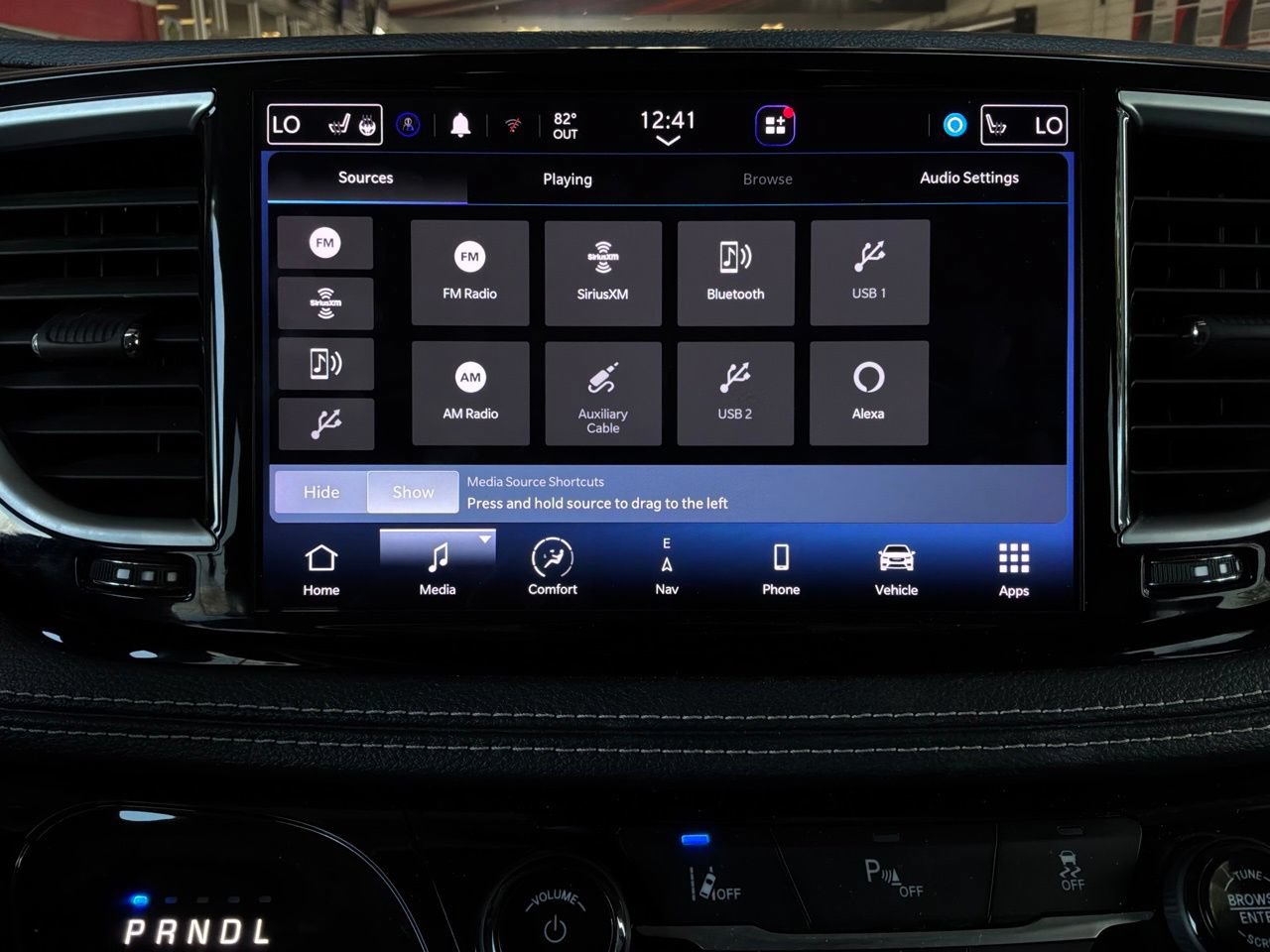 Used 2023 Chrysler Pacifica Limited FWD image 45