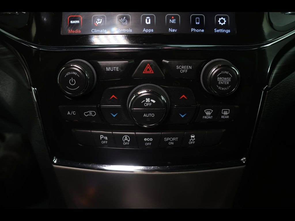 Used 2022 Jeep Grand Cherokee Laredo X image 28