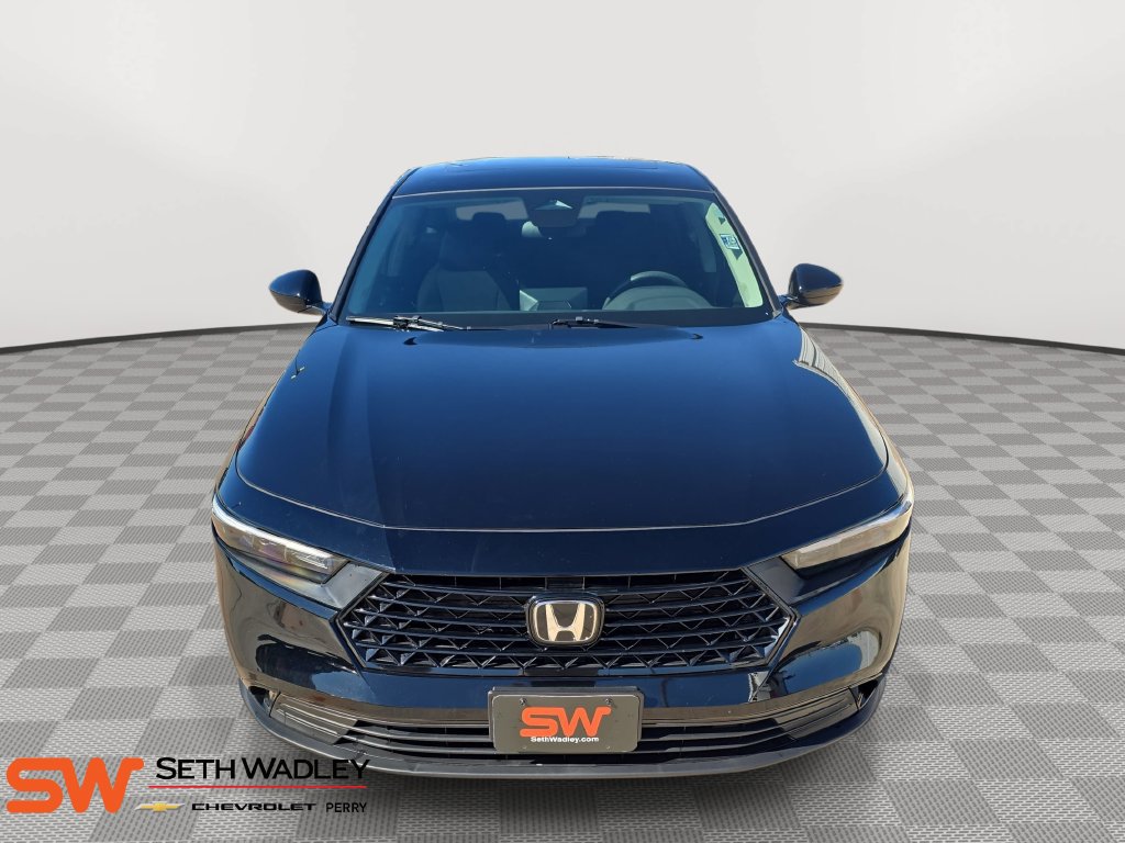 Used 2025 Honda Accord SE image 2