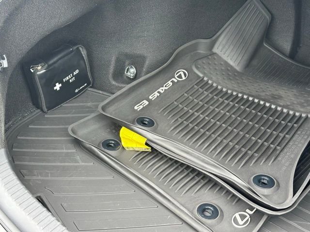 Used 2023 Lexus ES 350 F Sport image 35