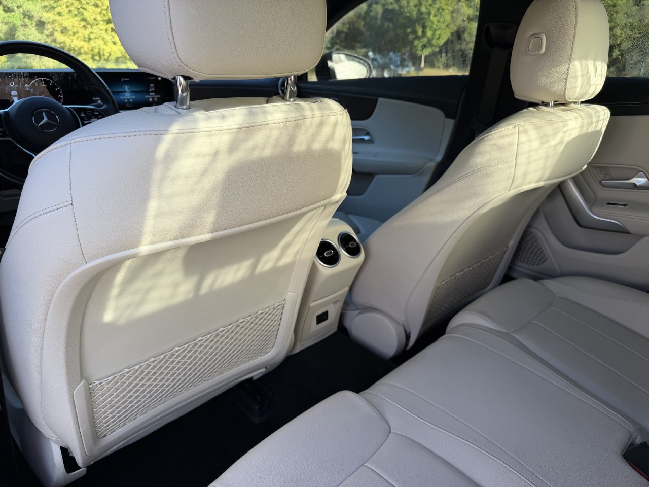 Used 2023 Mercedes-Benz CLA 250 4MATIC w/ Premium Package image 20
