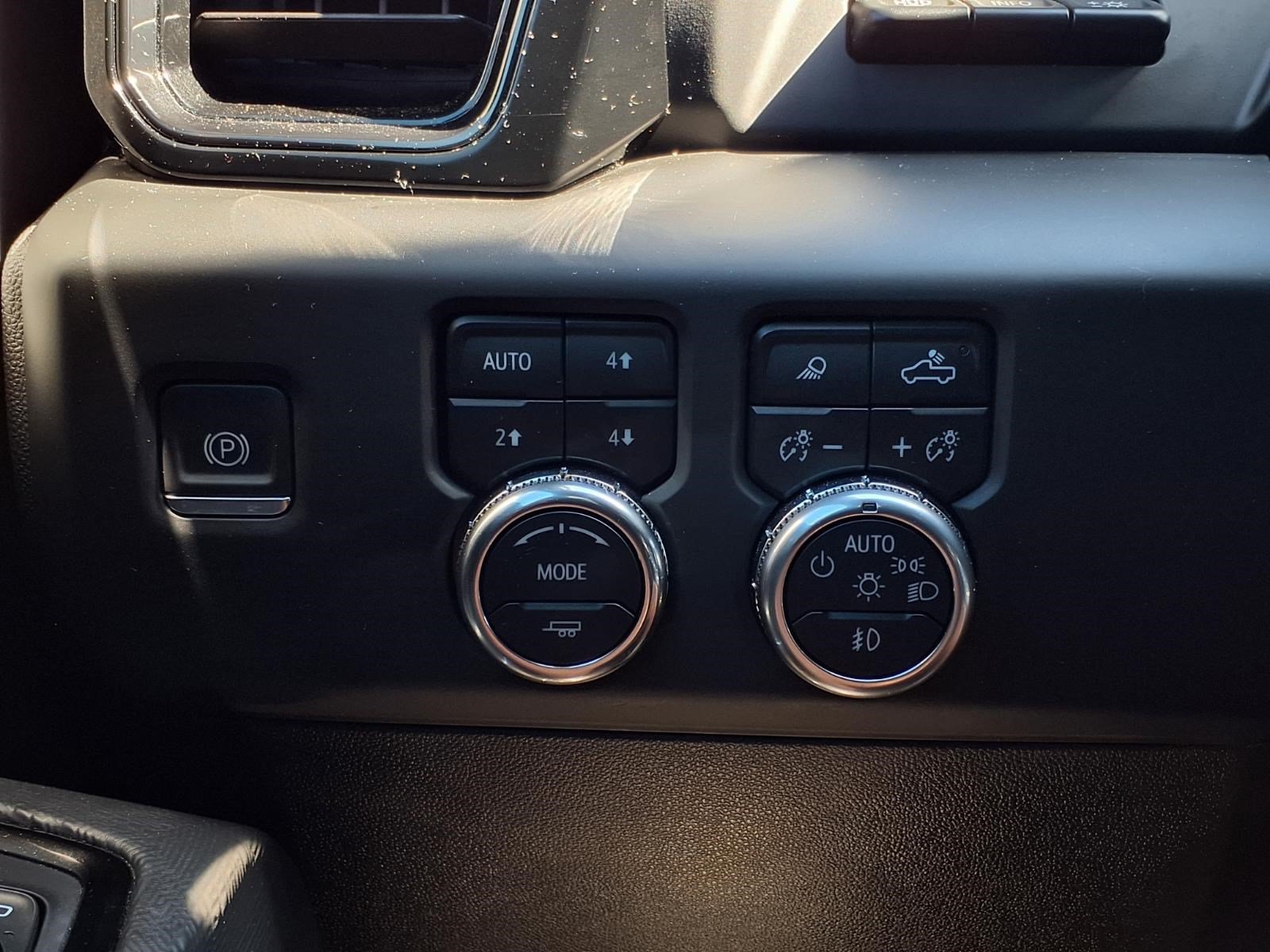 Used 2024 GMC Sierra 1500 AT4X w/ AT4X AEV Edition AWD/4WD image 24