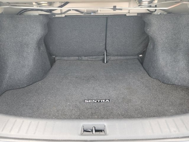 Used 2019 Nissan Sentra SR image 32