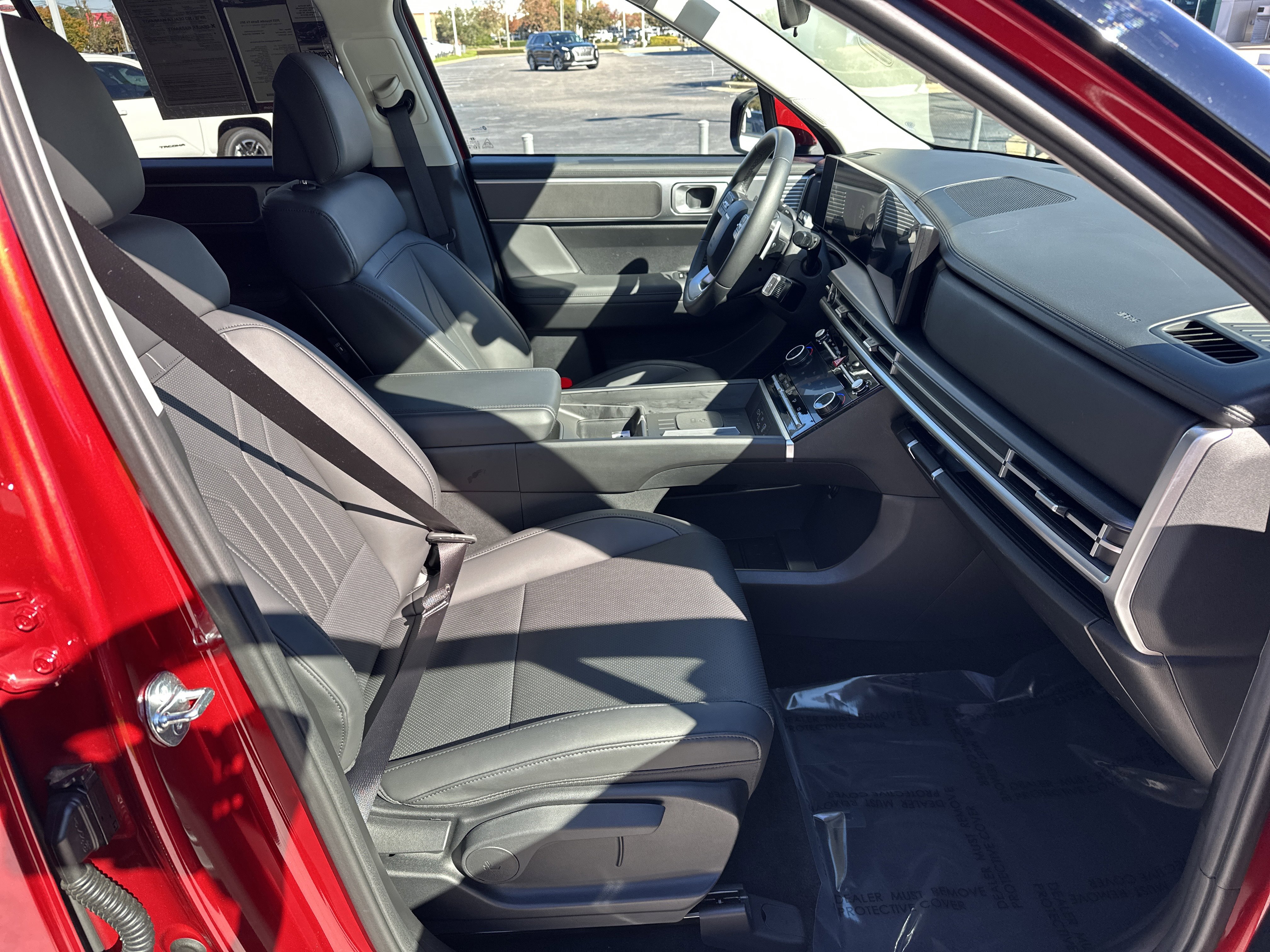 Used 2025 Hyundai Santa Fe SEL image 33