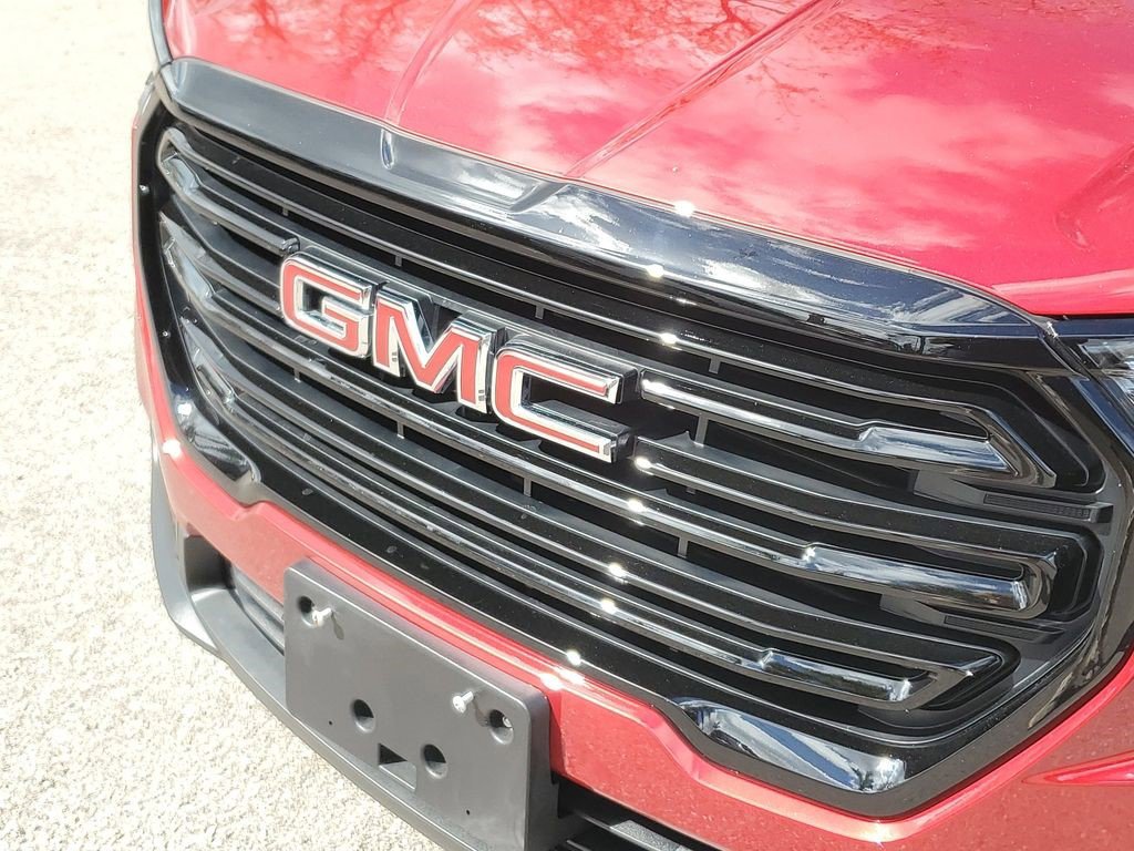 Certified 2024 GMC Terrain SLE w/ Driver Convenience Package FWD image 5