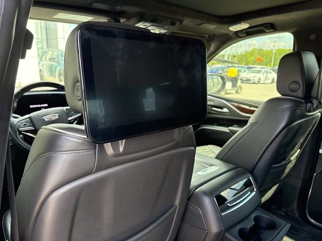 Used 2022 Cadillac Escalade Sport Platinum AWD/4WD image 8