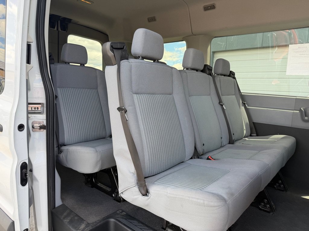 Used 2017 Ford Transit 150 XLT RWD image 24