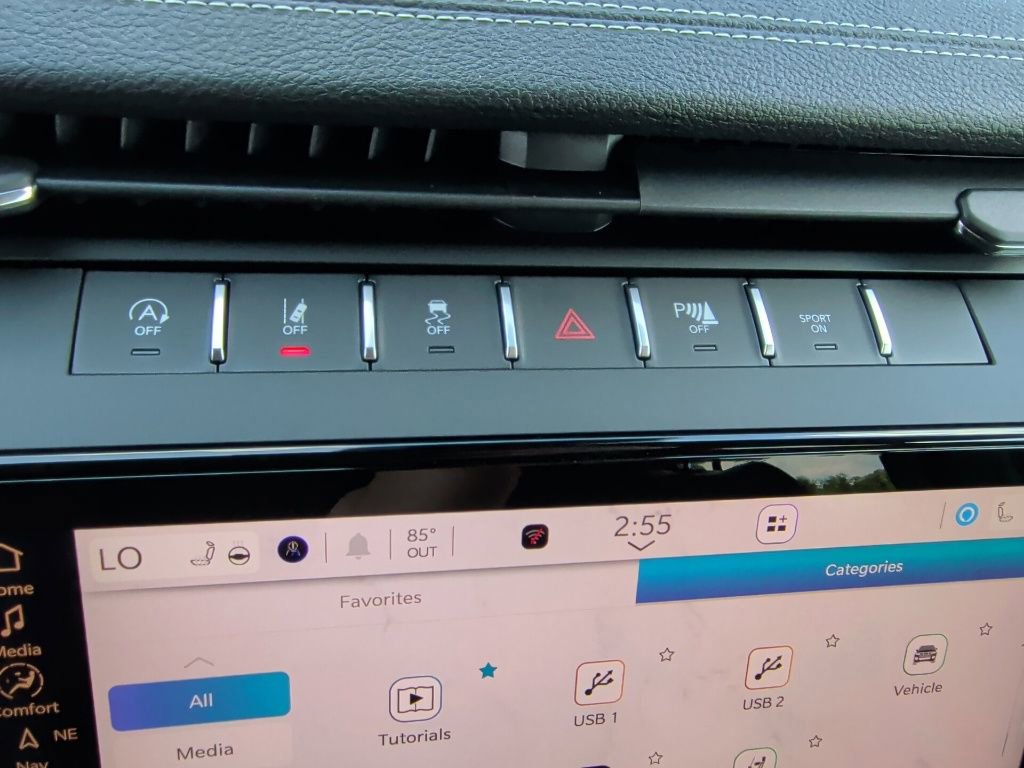 New 2026 Jeep Grand Cherokee L 2WD image 31