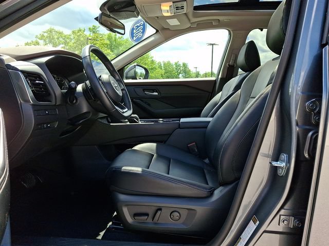 Used 2023 Nissan Rogue SL w/ SL Premium Package AWD/4WD image 15