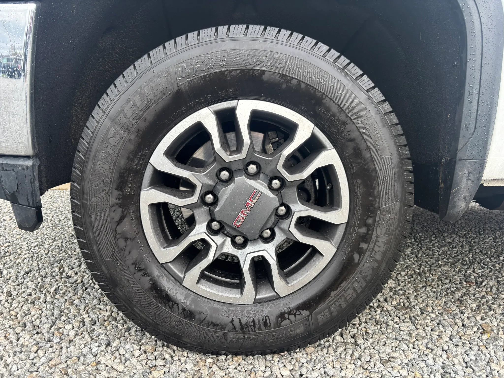 Used 2021 GMC Sierra 2500 SLT w/ SLT Preferred Package AWD/4WD image 12