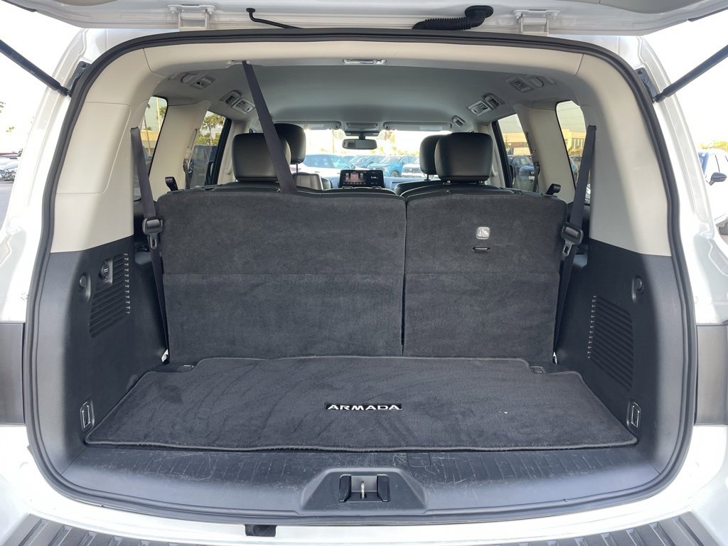 Certified 2024 Nissan Armada SV image 5