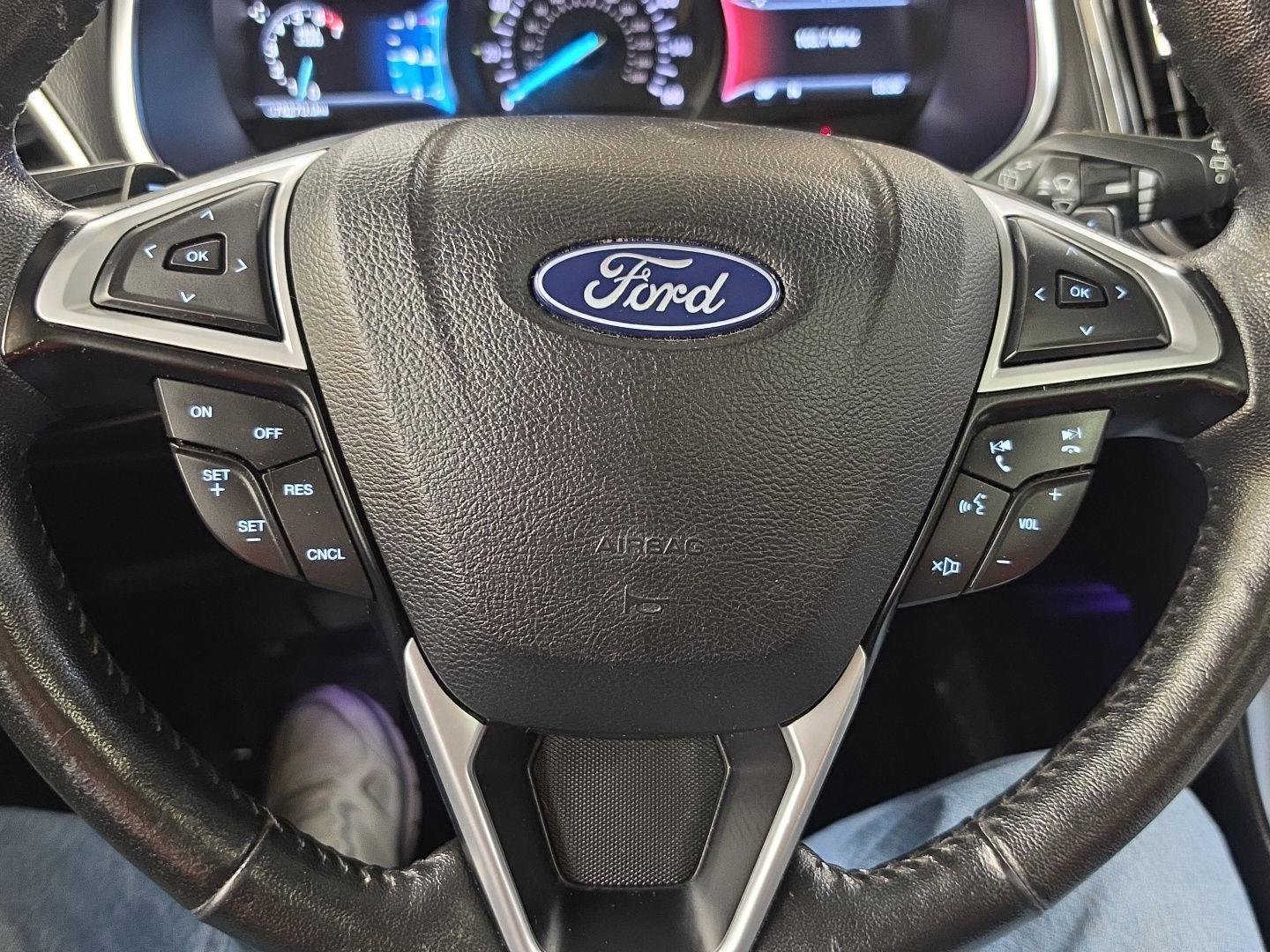 Used 2018 Ford Edge Sport w/ Technology Package AWD/4WD image 9