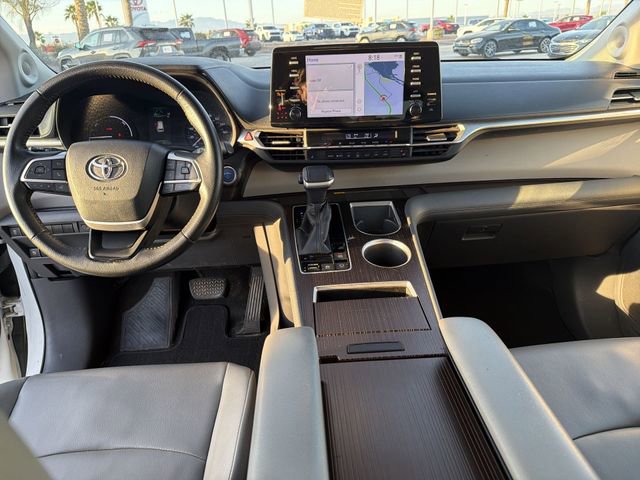 Used 2021 Toyota Sienna XLE w/ XLE Plus Package image 14