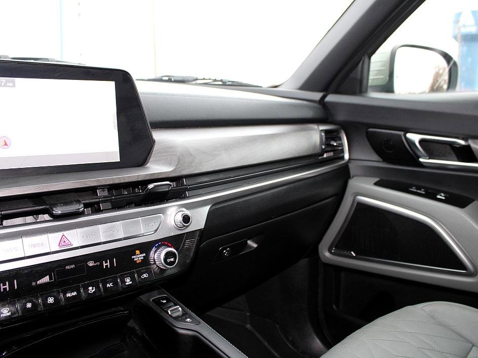 Used 2024 Kia Telluride EX X-Line image 16
