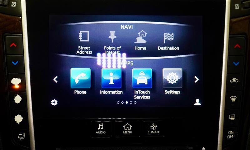 Used 2018 INFINITI Q50 Luxe w/ Essential Package (2.0T Luxe) image 17