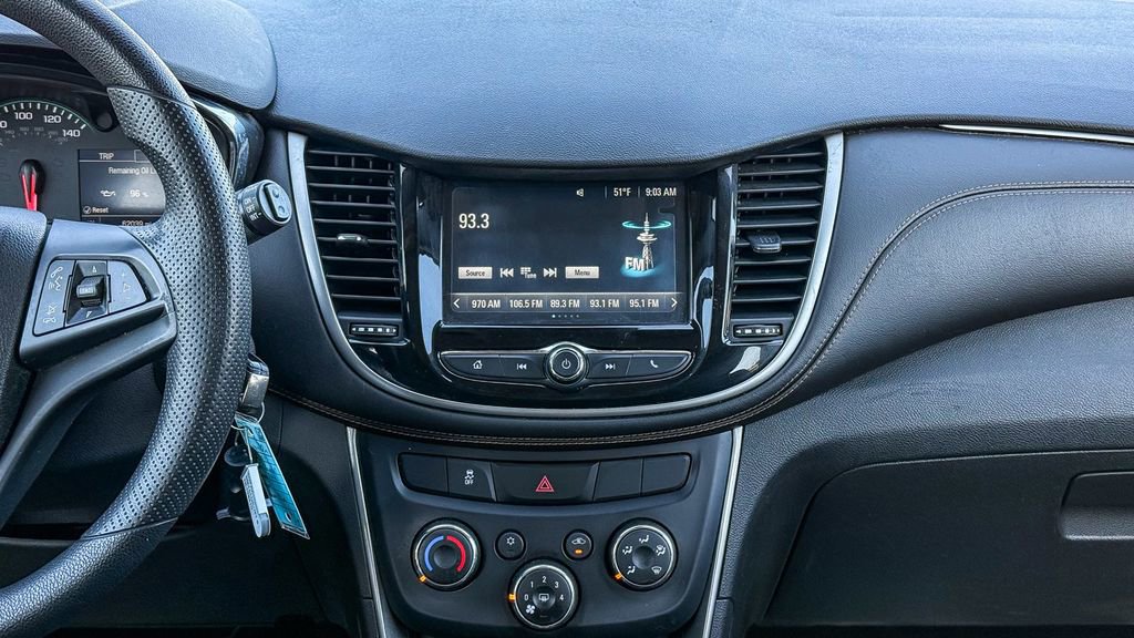 Used 2017 Chevrolet Trax LS AWD/4WD image 13