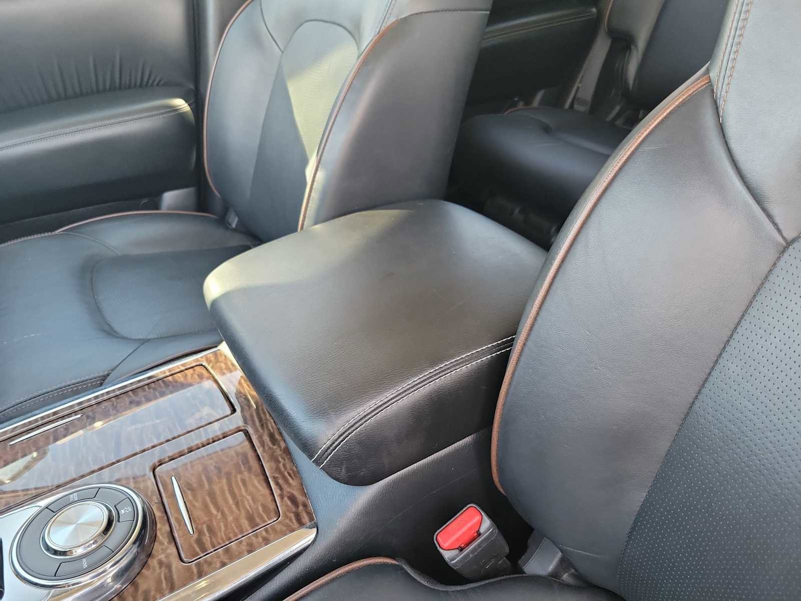 Used 2020 Nissan Armada SL image 16