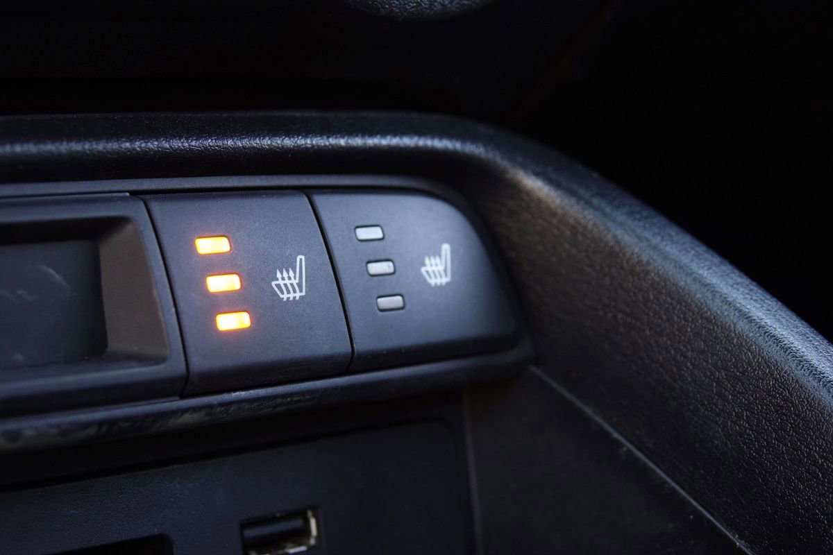 Used 2018 FIAT 124 Spider Lusso w/ Navigation & Sound Group image 7