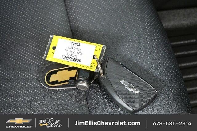 Used 2024 Chevrolet Traverse Z71 w/ Enhanced Driving Package AWD/4WD image 37