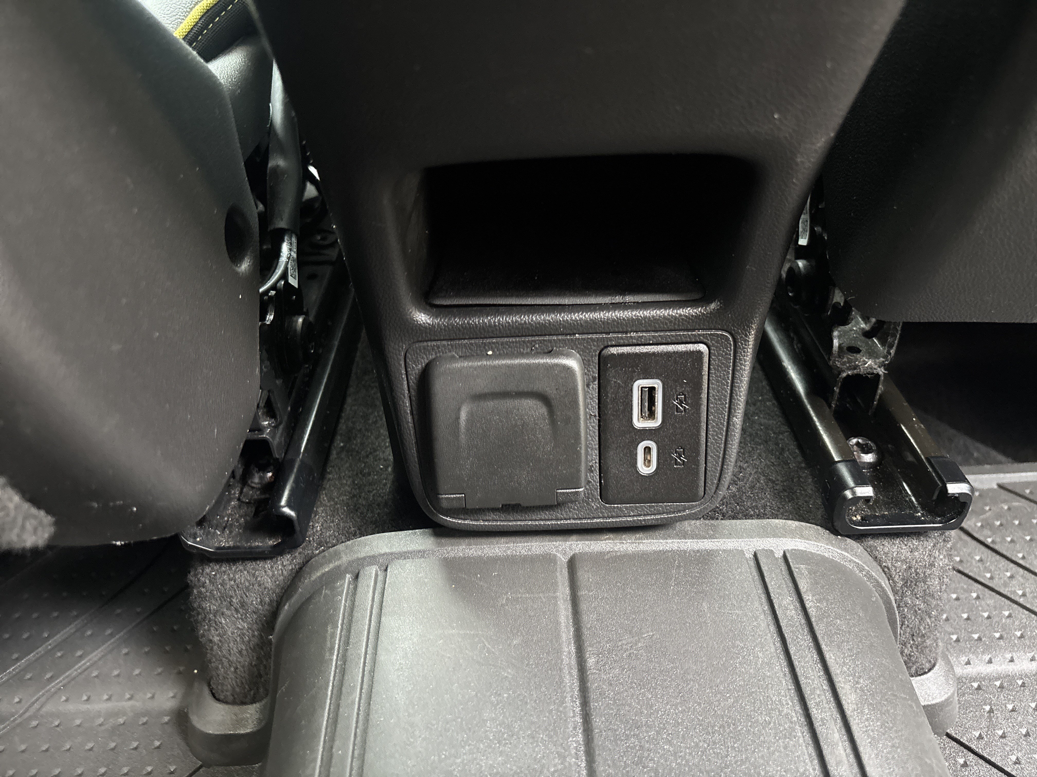 Used 2024 Chevrolet TrailBlazer ACTIV w/ Convenience Package AWD/4WD image 15
