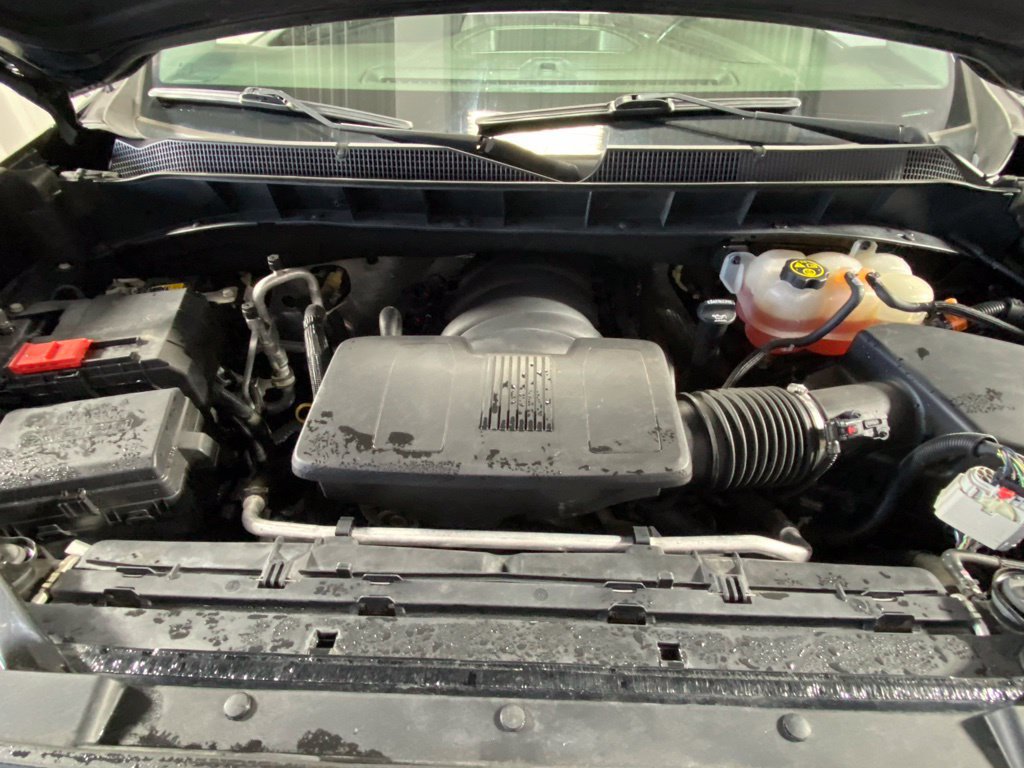 Used 2019 Chevrolet Silverado 1500 LT w/ All-Star Edition AWD/4WD image 12