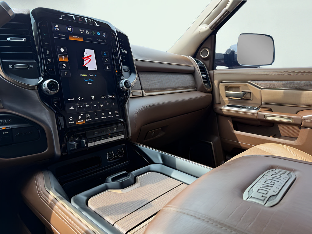Used 2022 RAM 3500 Limited AWD/4WD image 68