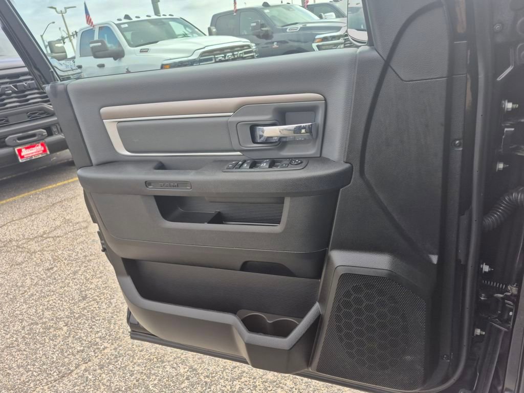 Used 2024 RAM 1500 Classic SLT image 14