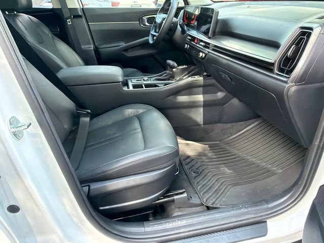 Used 2026 Kia Sorento S w/ S Panoramic Sunroof Package FWD image 13